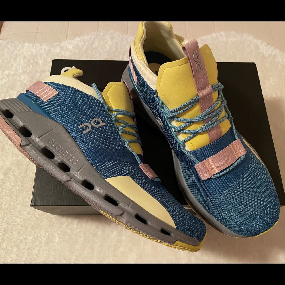 On Running Women’s US Size 9 Cloudnova in Lagoon/Limelight